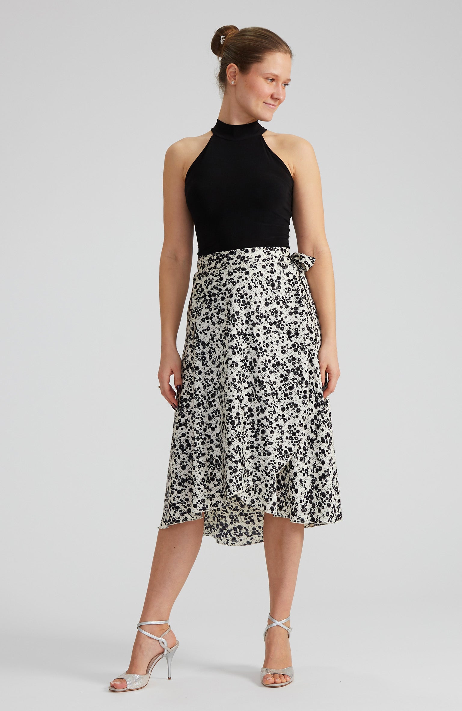 Jupe portefeuille en viscose COCO à fleurs noires