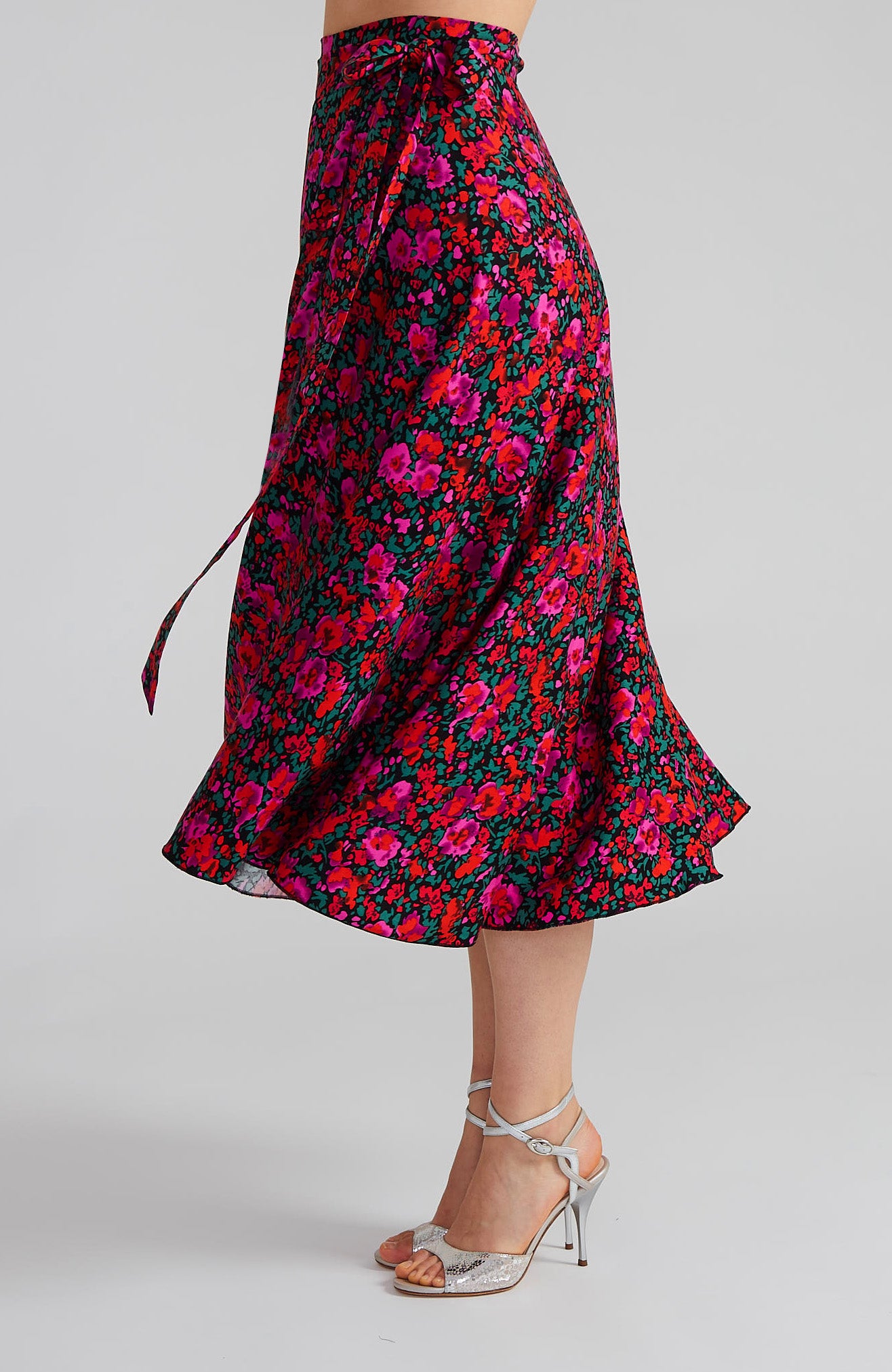 Jupe portefeuille longue GINA en fleurs magenta (Précommande*)